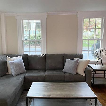 Villa The Colonial On The Hudson Athens Esterno foto